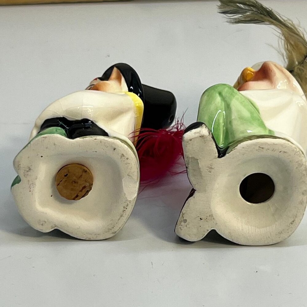 Vintage Ceramic Dutch Boy Girl Salt and Pepper Shakers Multicolor Japan Set - Picture 3 of 3